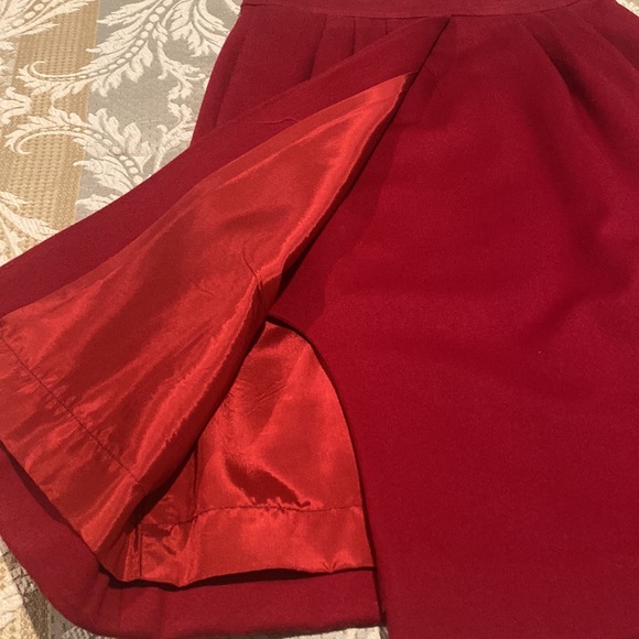 Don Sayres Skirt 100% Wool. Size 10 - Picture 2 of 6